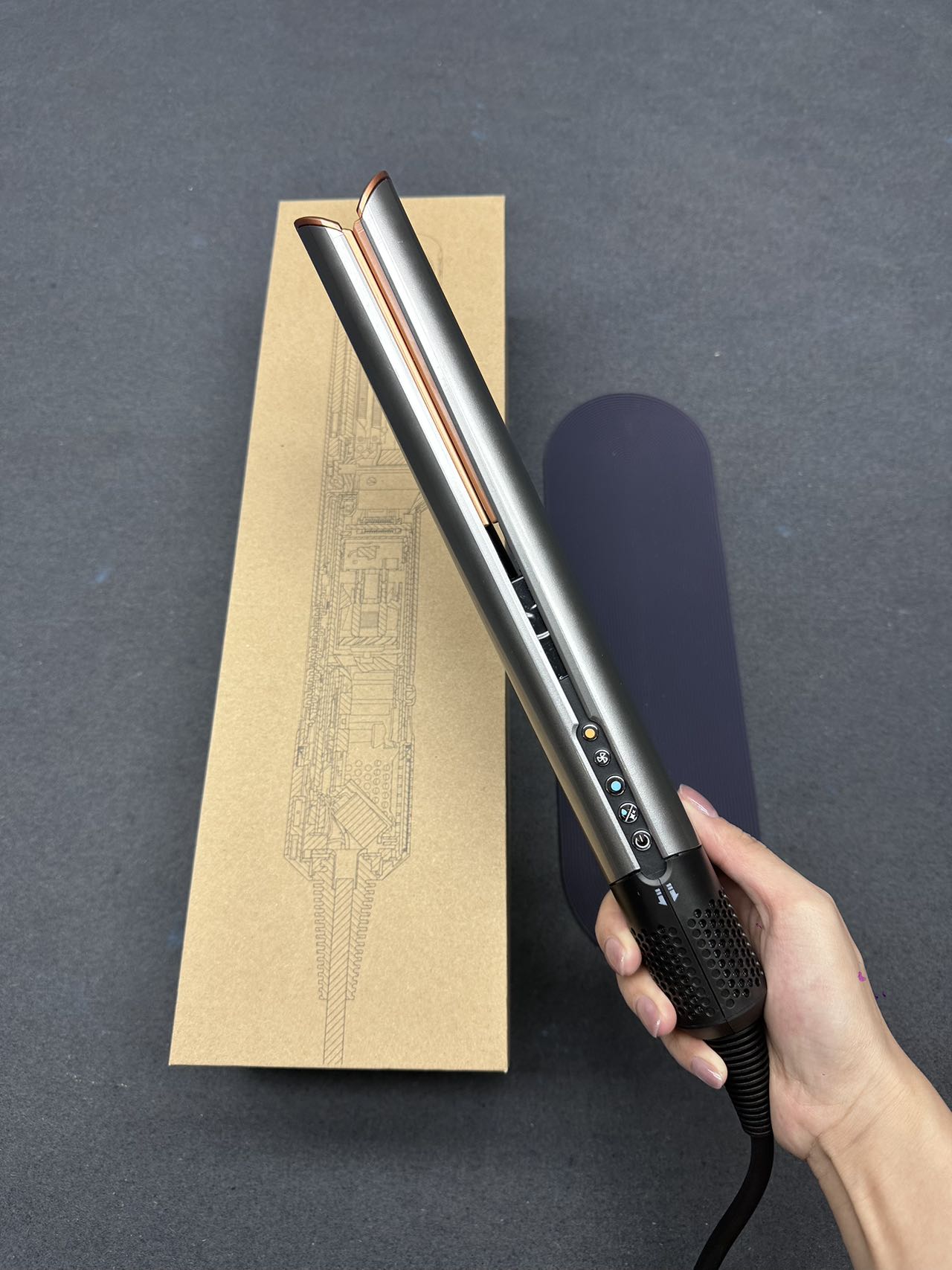 HT01 Airstrait Straightener - Image 4