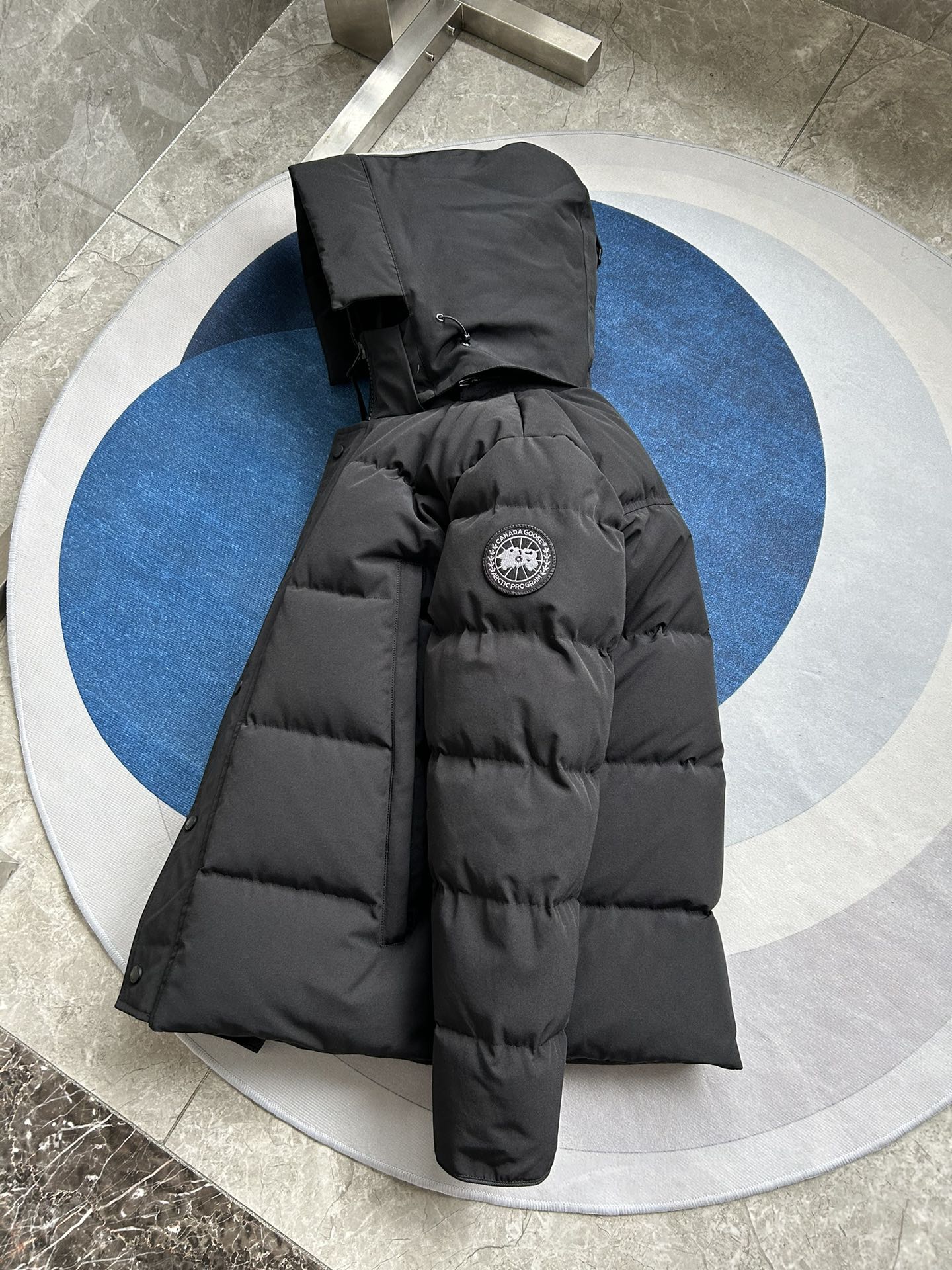Wyndham - Comes With Fur! - Image 8