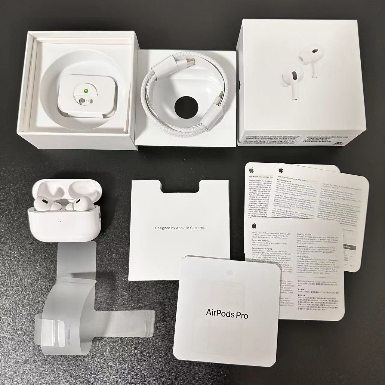 Apple AirPods Pro (USB-C) - Image 3