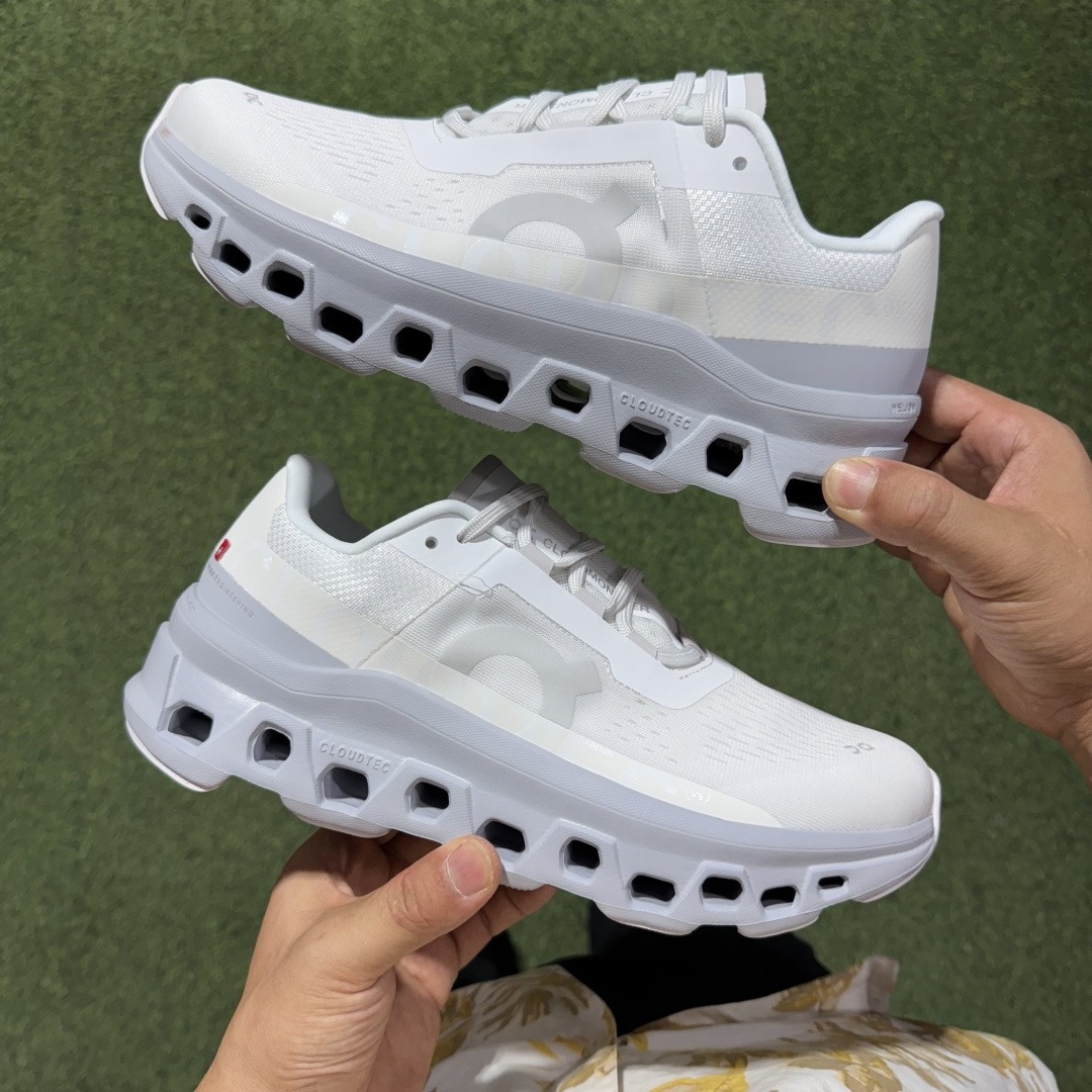 On Cloudmonster sports comfortable fashion trendy technology style fabric low top carbon plate long running running shoes