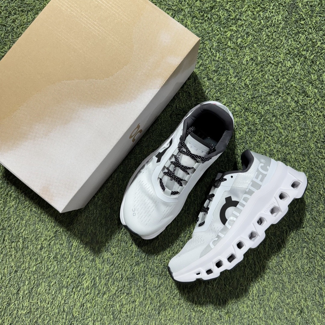 On Cloudmonster sports comfortable fashion trendy technology style fabric low top carbon plate long running running shoes - Image 8