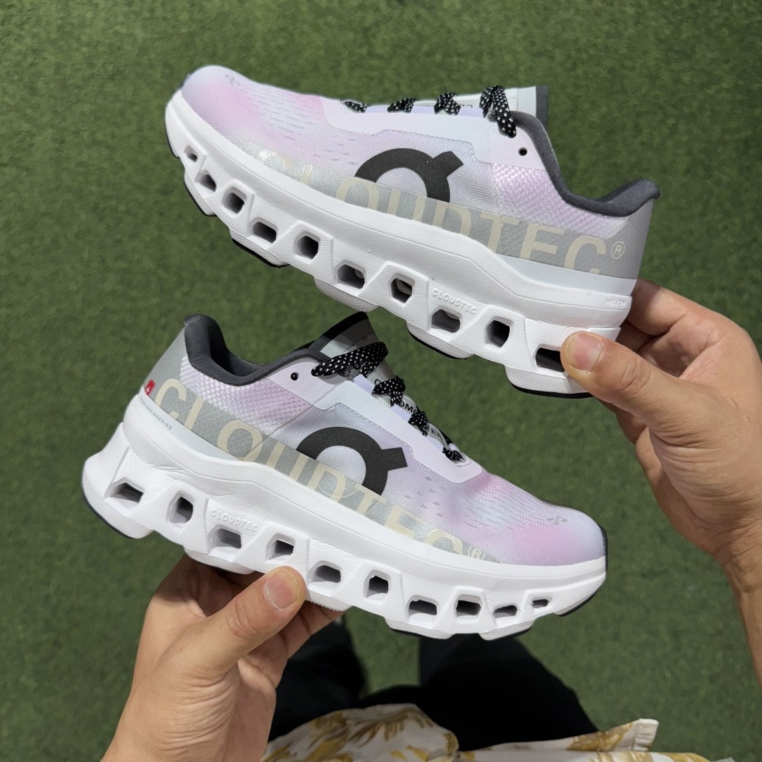 On Cloudmonster sports comfortable fashion trendy technology style fabric low top carbon plate long running running shoes