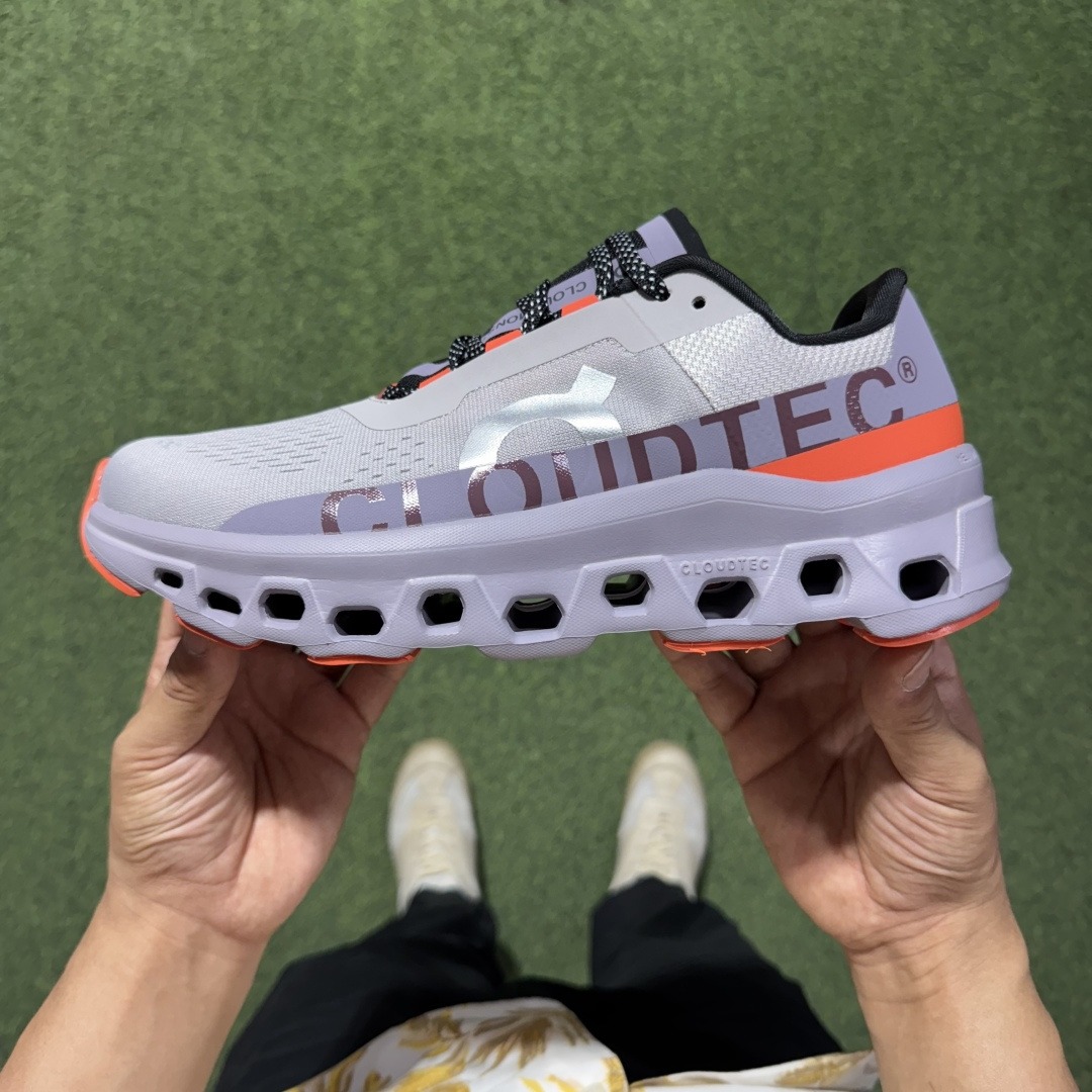 On Cloudmonster sports comfortable fashion trendy technology style fabric low top carbon plate long running running shoes - Image 2