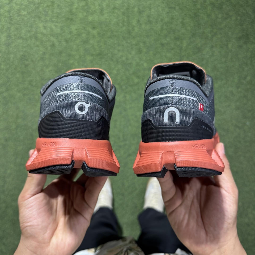 On Cloud 5 comfortable all-match shock-absorbing non-slip wear-resistant breathable low-top carbon plate running shoes - Image 2