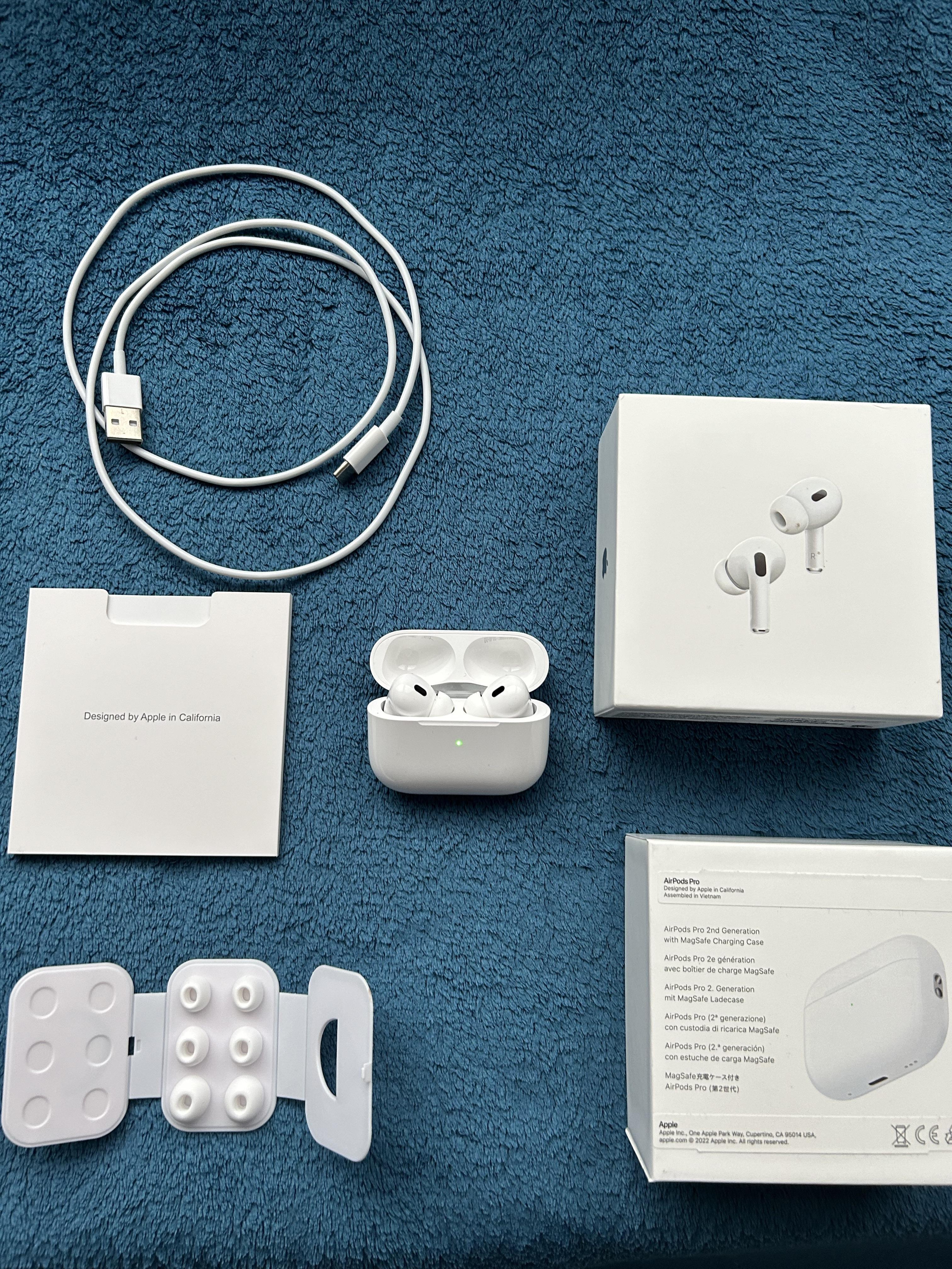 Apple AirPods Pro (USB-C) - Image 14