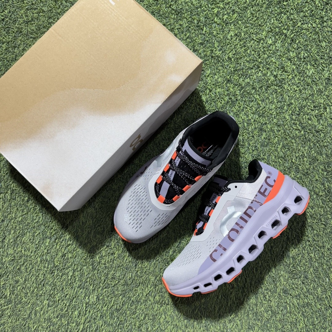 On Cloudmonster sports comfortable fashion trendy technology style fabric low top carbon plate long running running shoes - Image 9