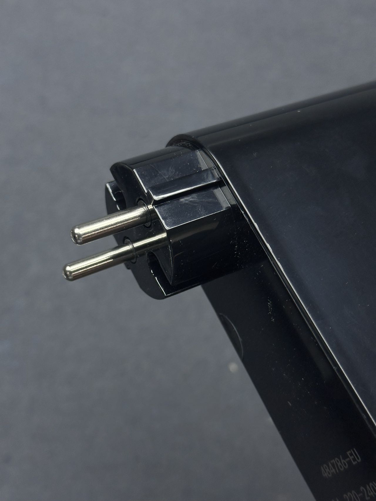 HT01 Airstrait Straightener - Image 15