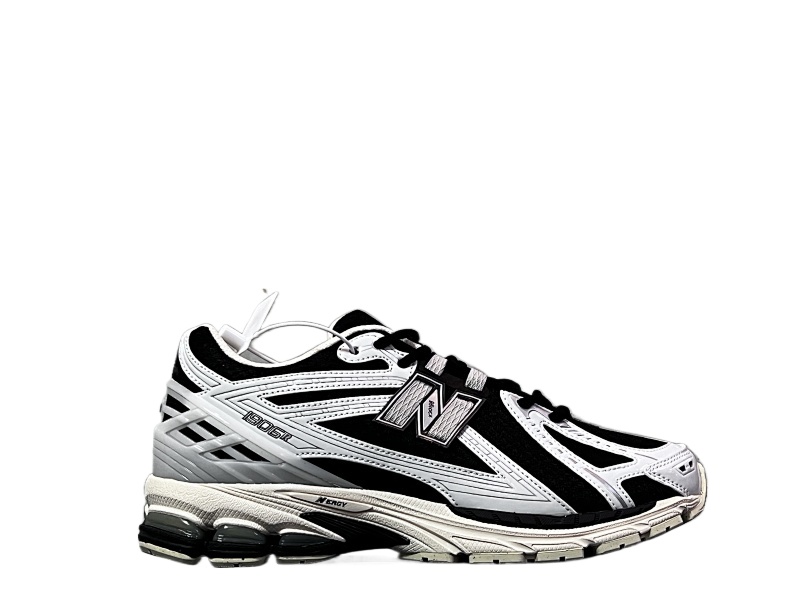 New balance White Black U1906RCI