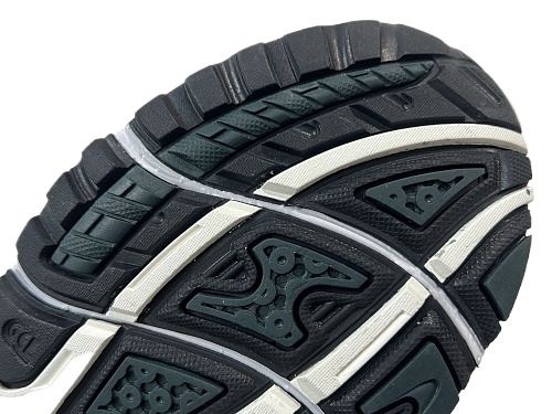 ASICS 1203A566-100 silver Black - Image 9