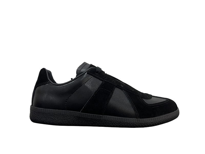 Maison Margiela S57WS0236P1897900 pure black
