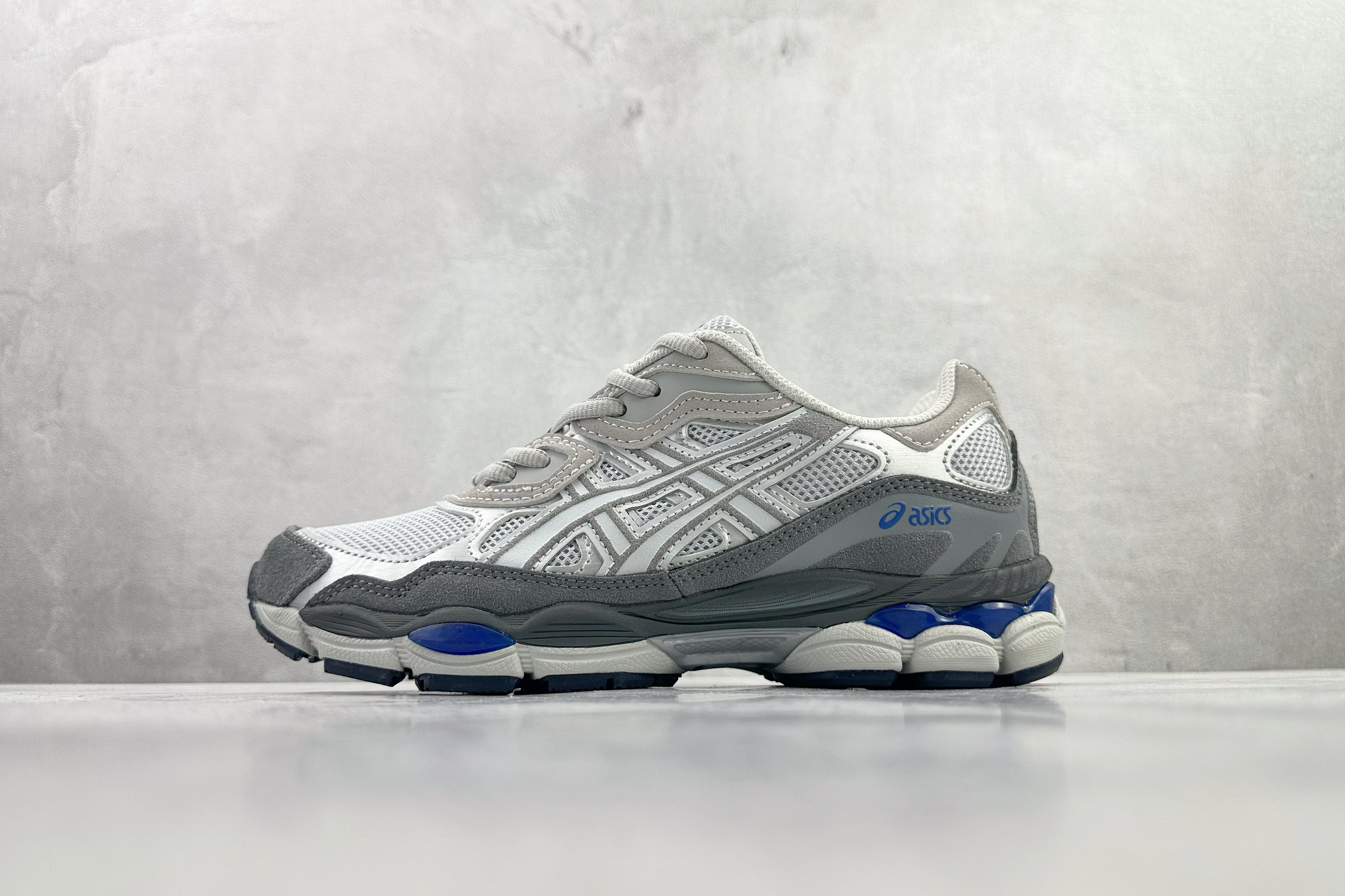 ASICS GEL-NYC gray 1203A383-025