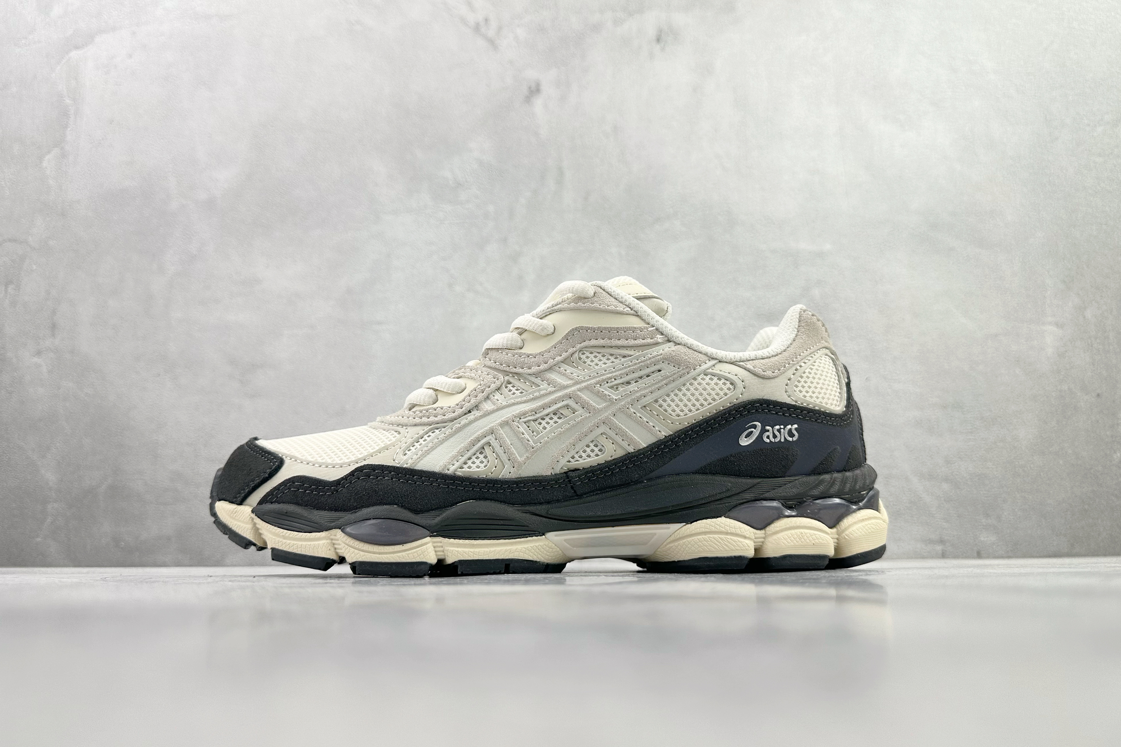 Asics GEL-NYC white gray 1203A383-111