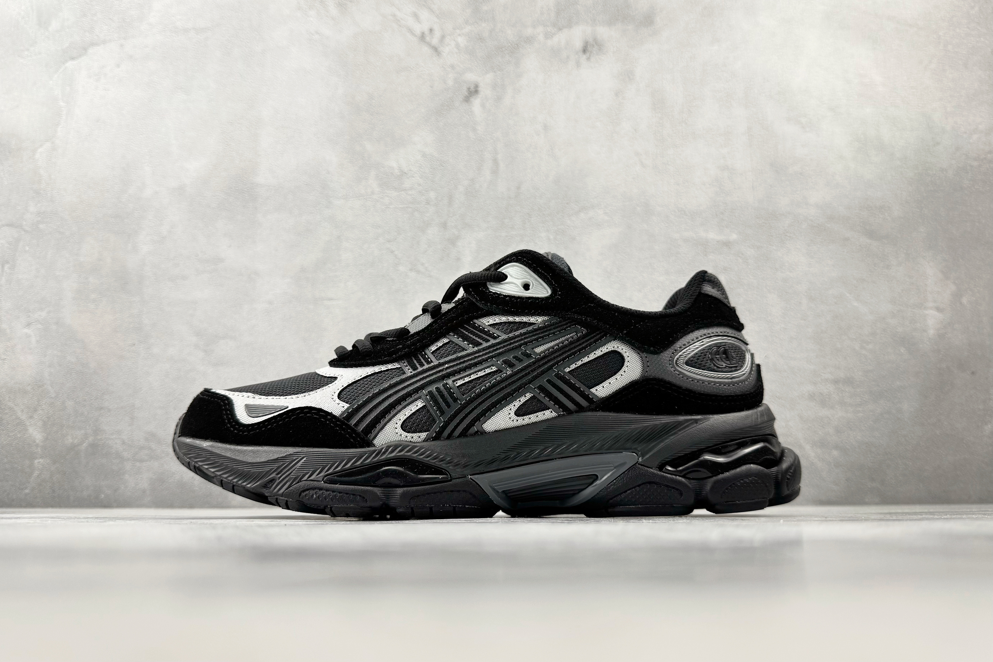 ASICS Gel-NYC 2.0 gray black 1203A895-022