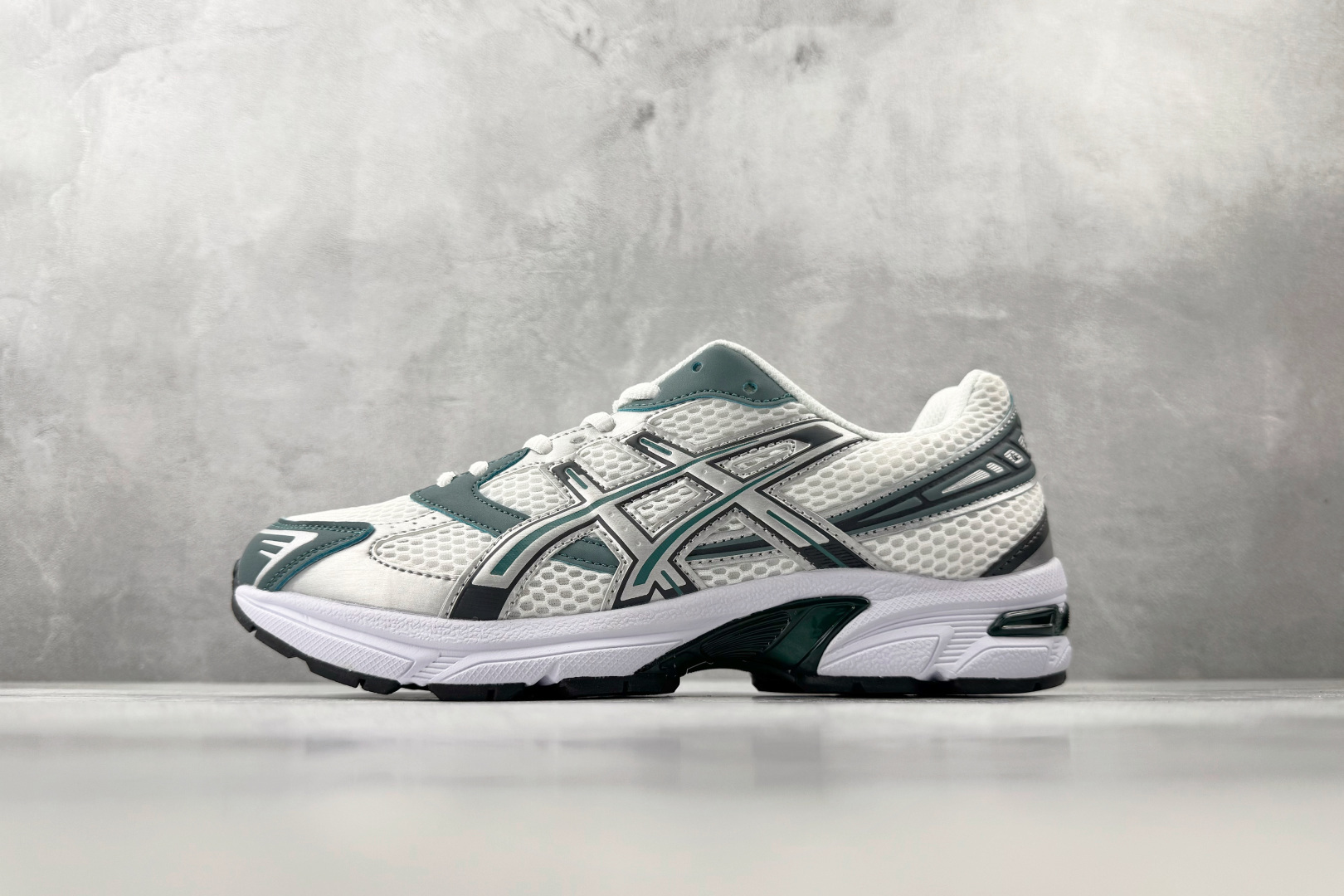 ASICS Gel-1130 White green 1201A256-121