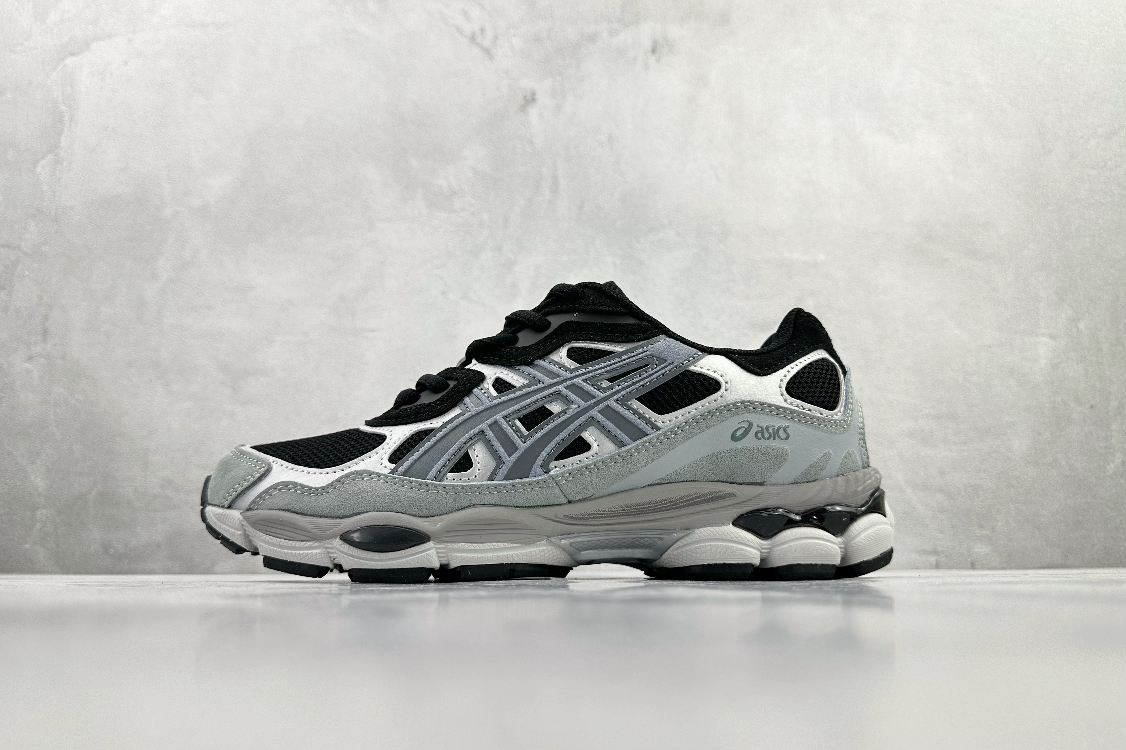 ASICS GEL-NYC black gray 1203A383-003