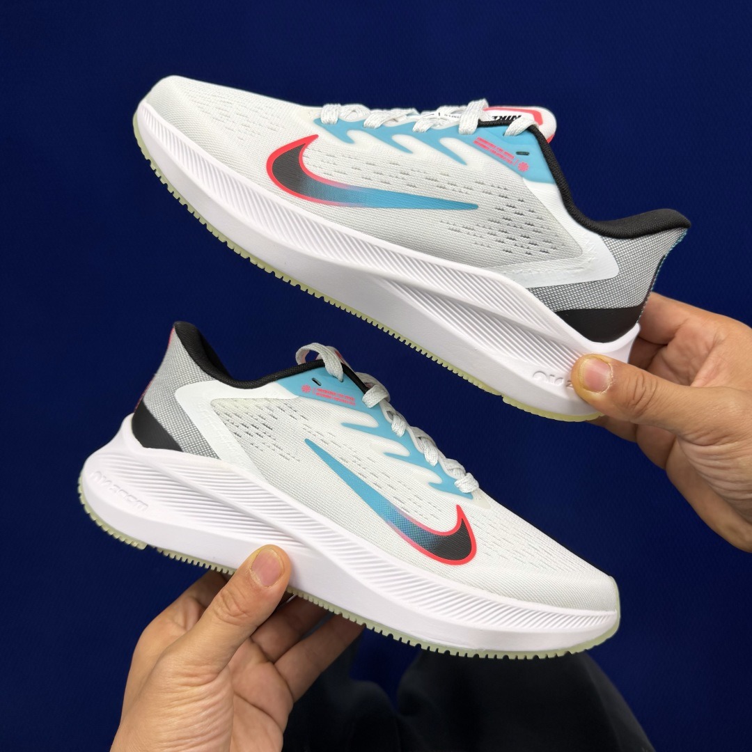 Nike Zoom Winflo 7 CJ0291-100 white, blue and red combo