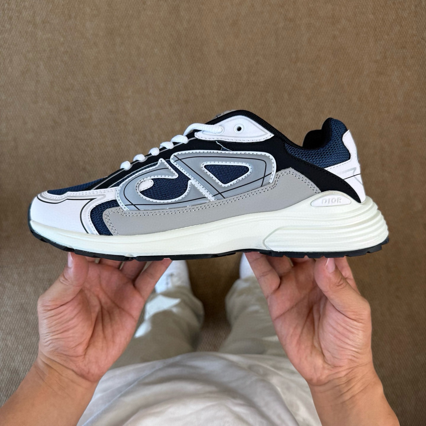 DIOR B30 CD Black White Gray 3SN279ZEI