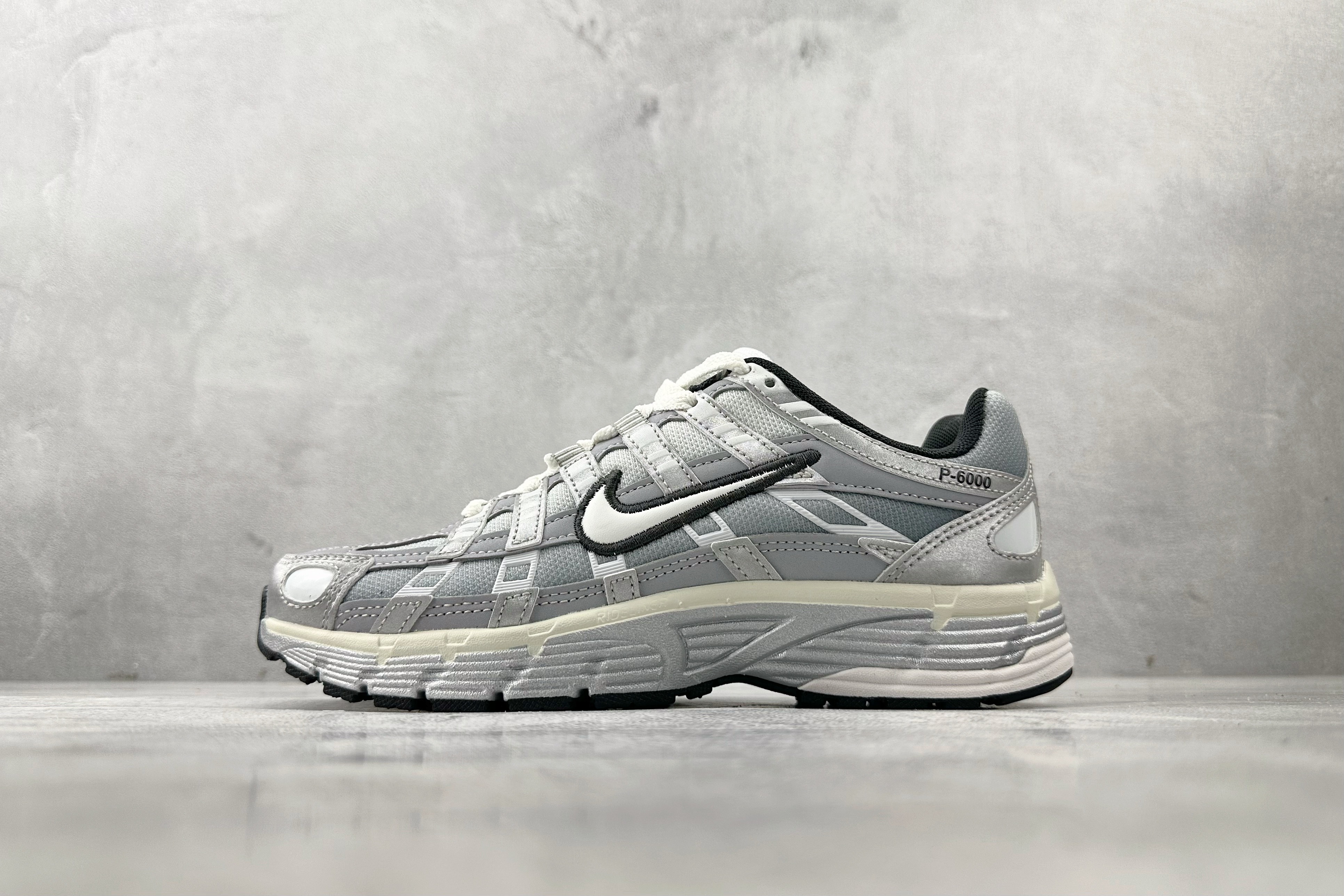 Nike P‑6000 "Light Smoke Grey Off‑White"  FN7521‑029
