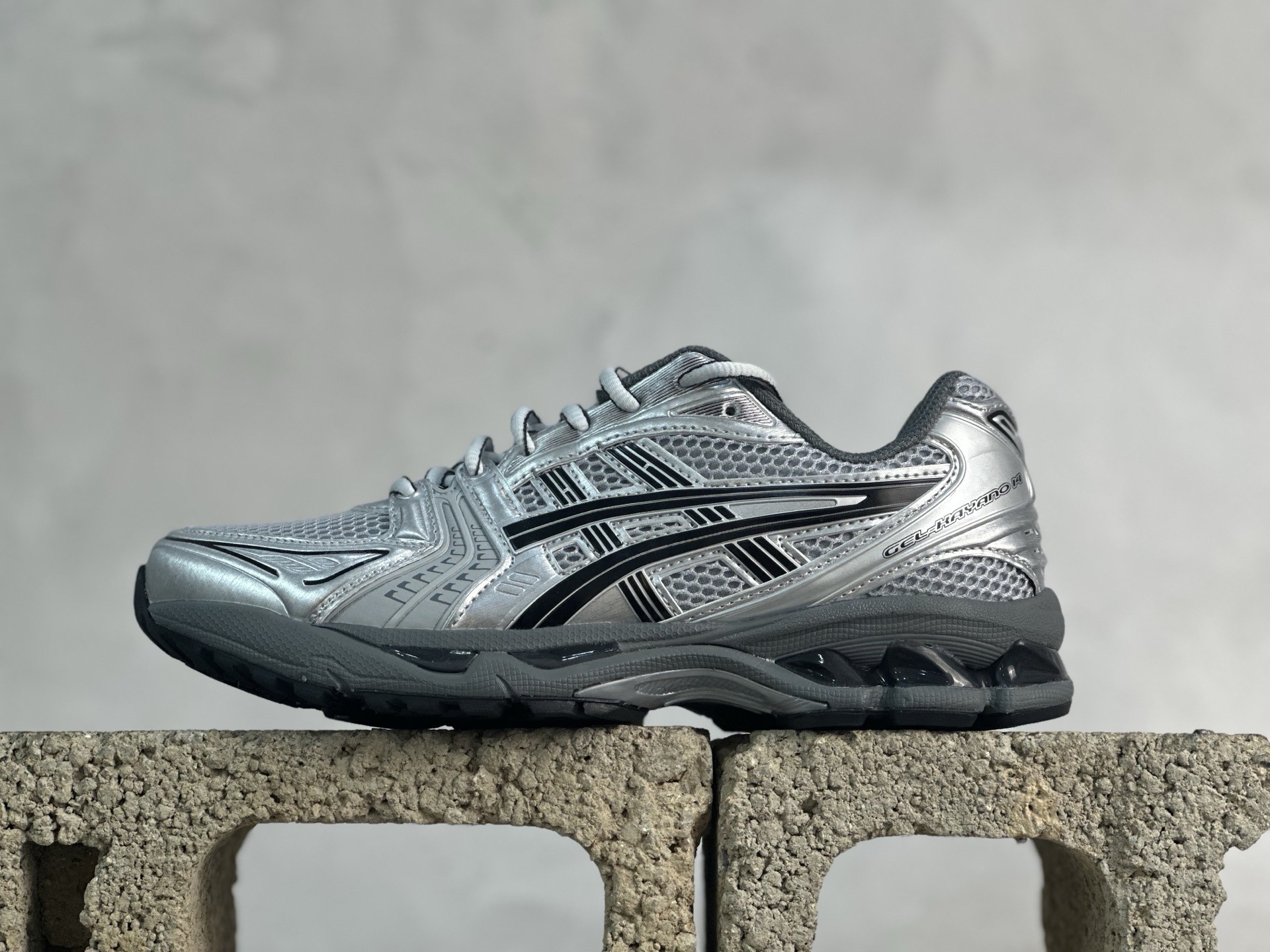Asics Gel Kayano 14 All Silver Grey 1201A019-001