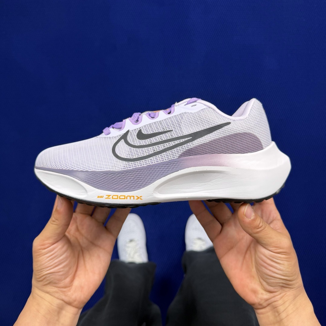 Nike Zoom Fly 5 DM8974-500 purple - Image 3