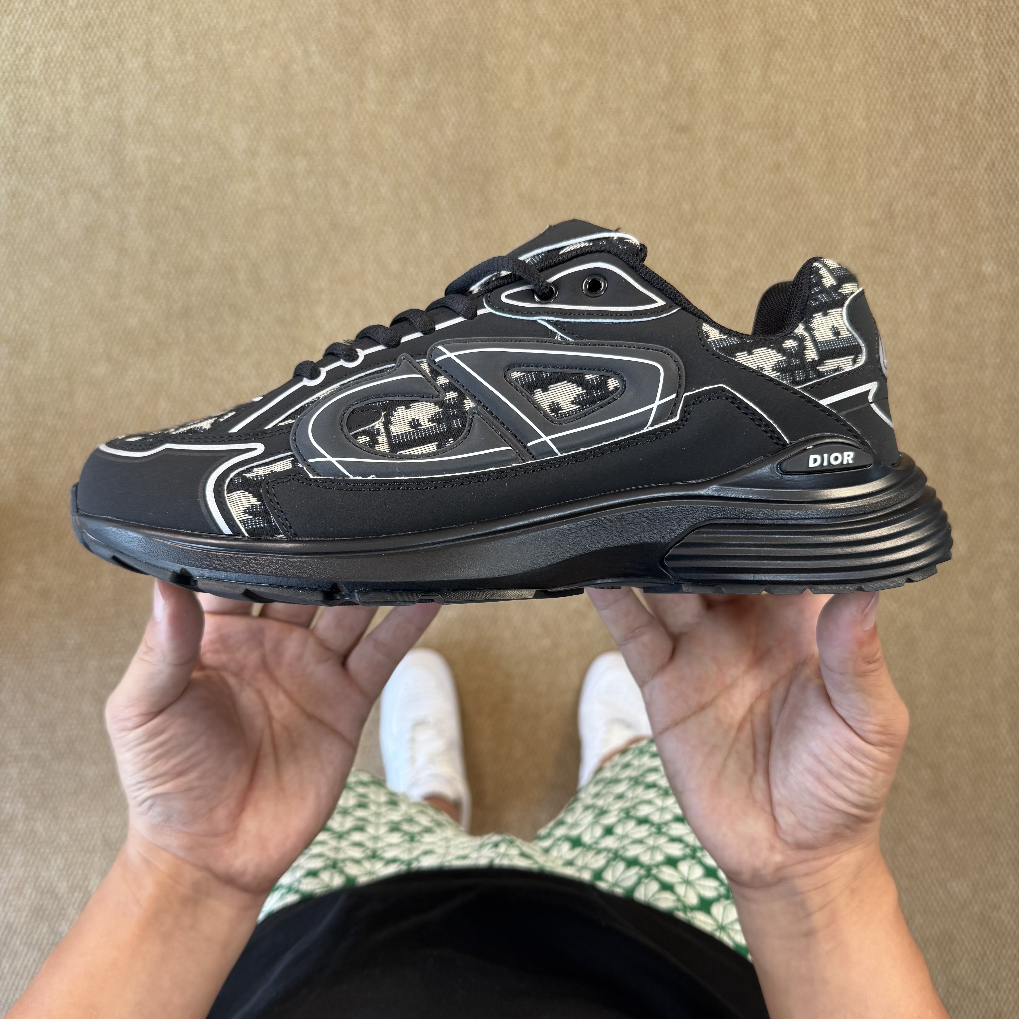 Dior B30 "Black Oblique Reflective"  3SN279ZMB_H969