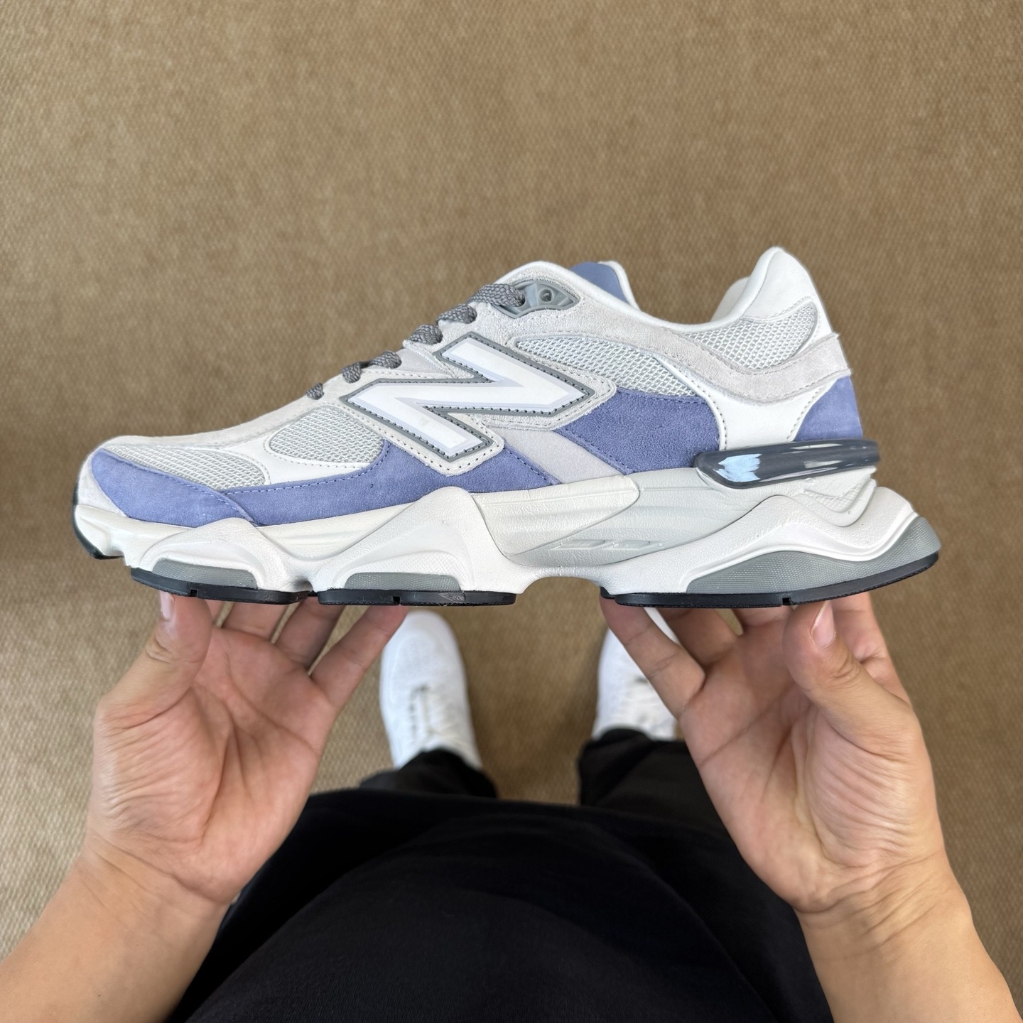 9060 White purple color U9060JBA