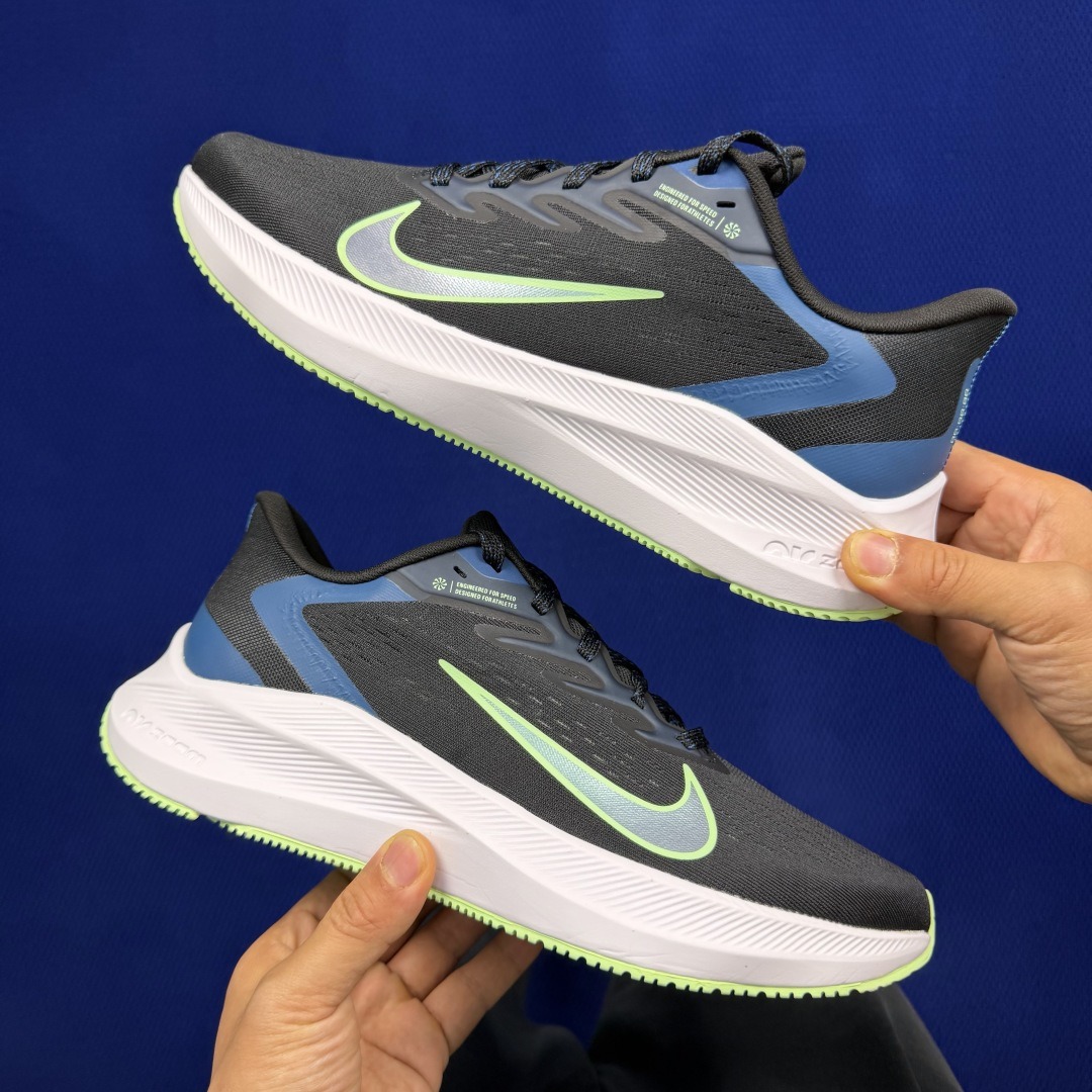 Nike Zoom Winflo 7 CJ0291-004 black blue fluorescent green