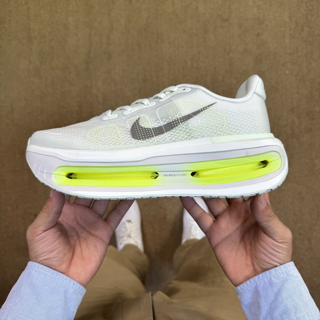 Nike Vomero 19 generation white green HQ2050-101