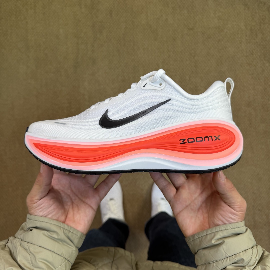 Nike Vomero Plus white Orange IH3251-100