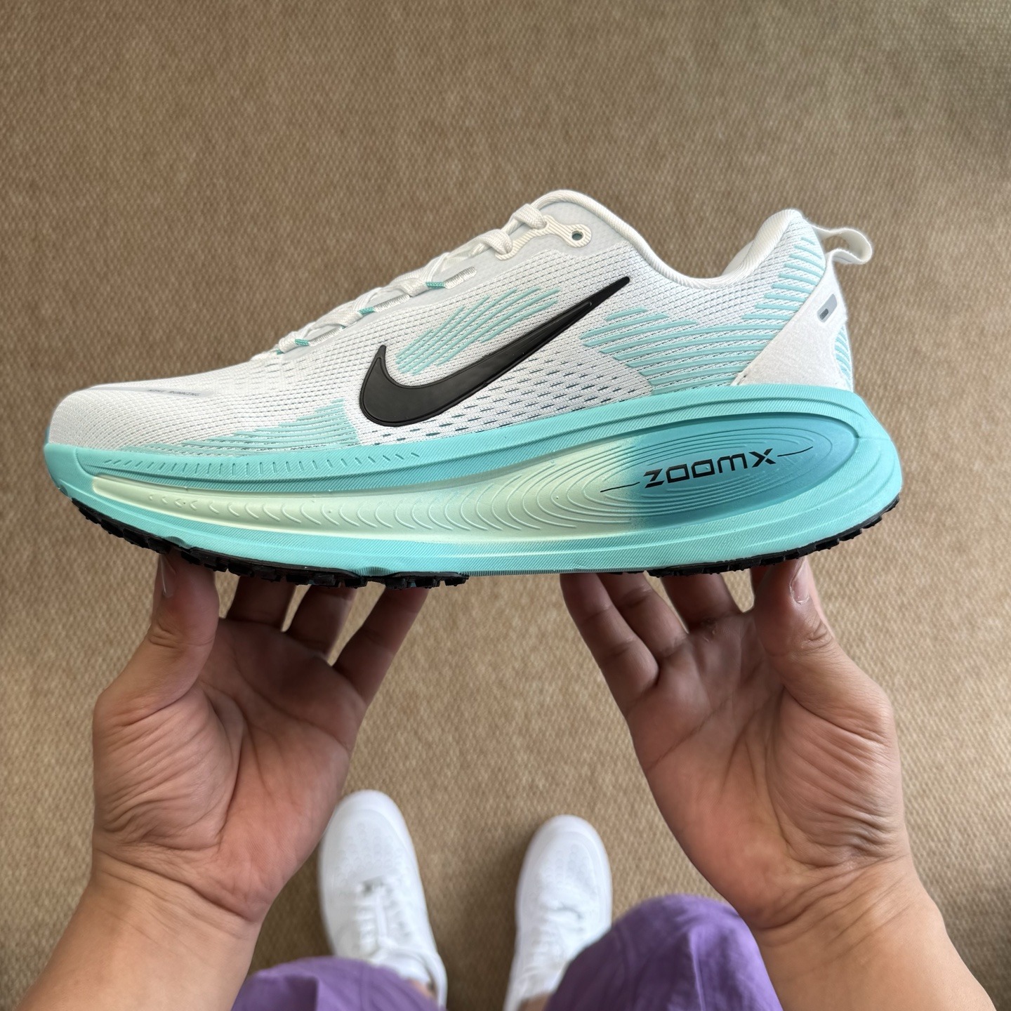 Nike Vomero 18 green gray HM6803-103