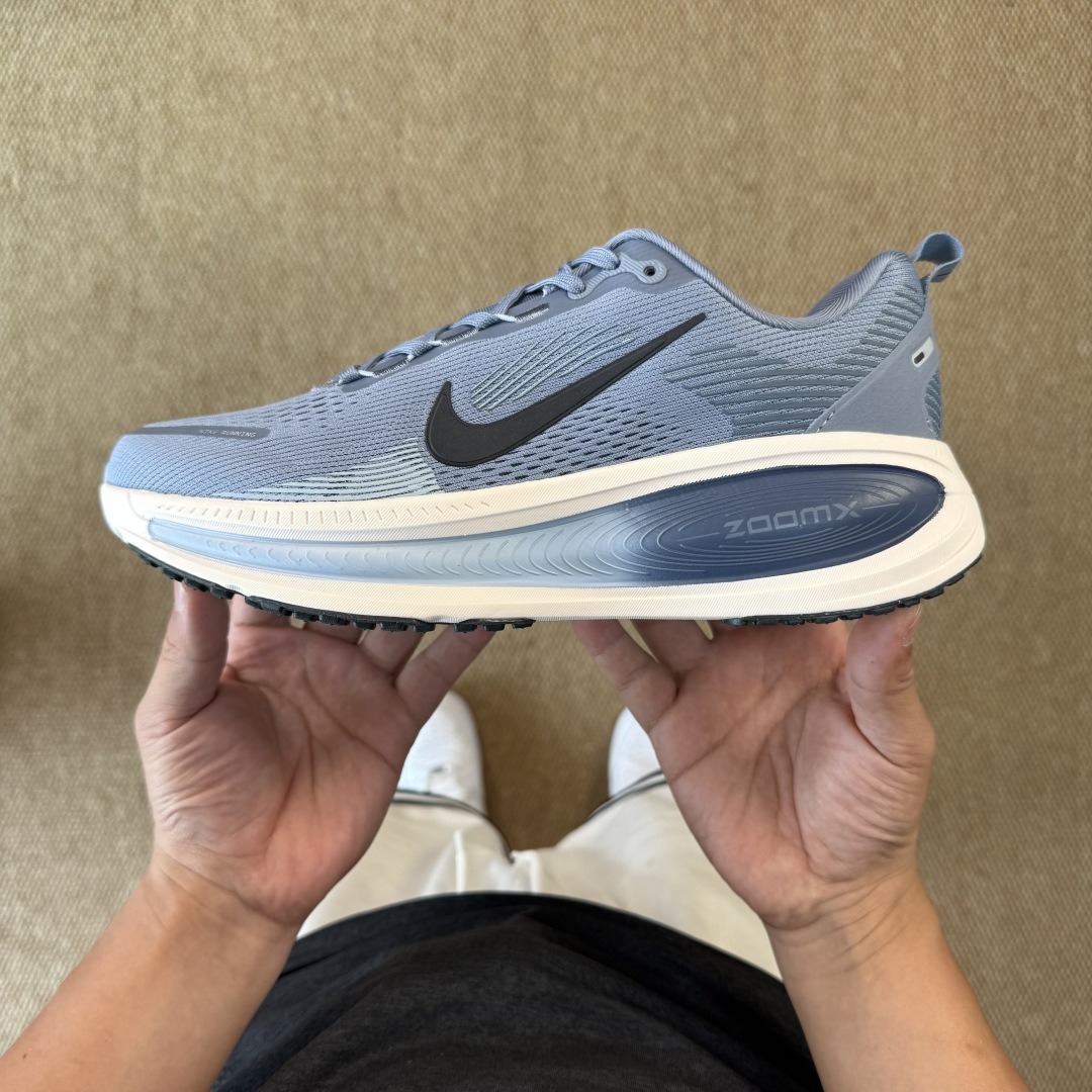 Nike Vomero 18 gray white HM6803-402
