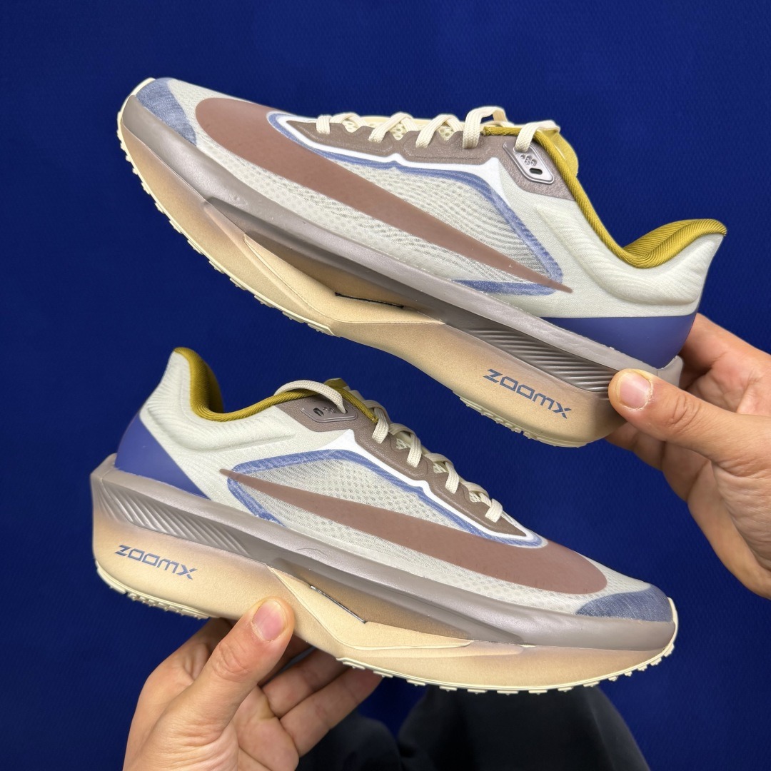 Nike Zoom Fly 6 HV4366-072 Beige Brown blue and yellow
