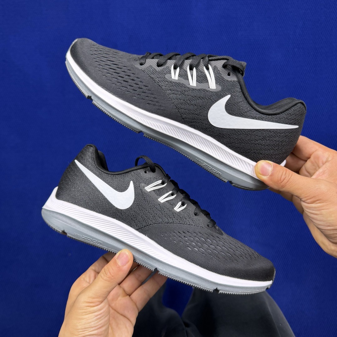 Nike Zoom Winflo 4 898466-001 black and white