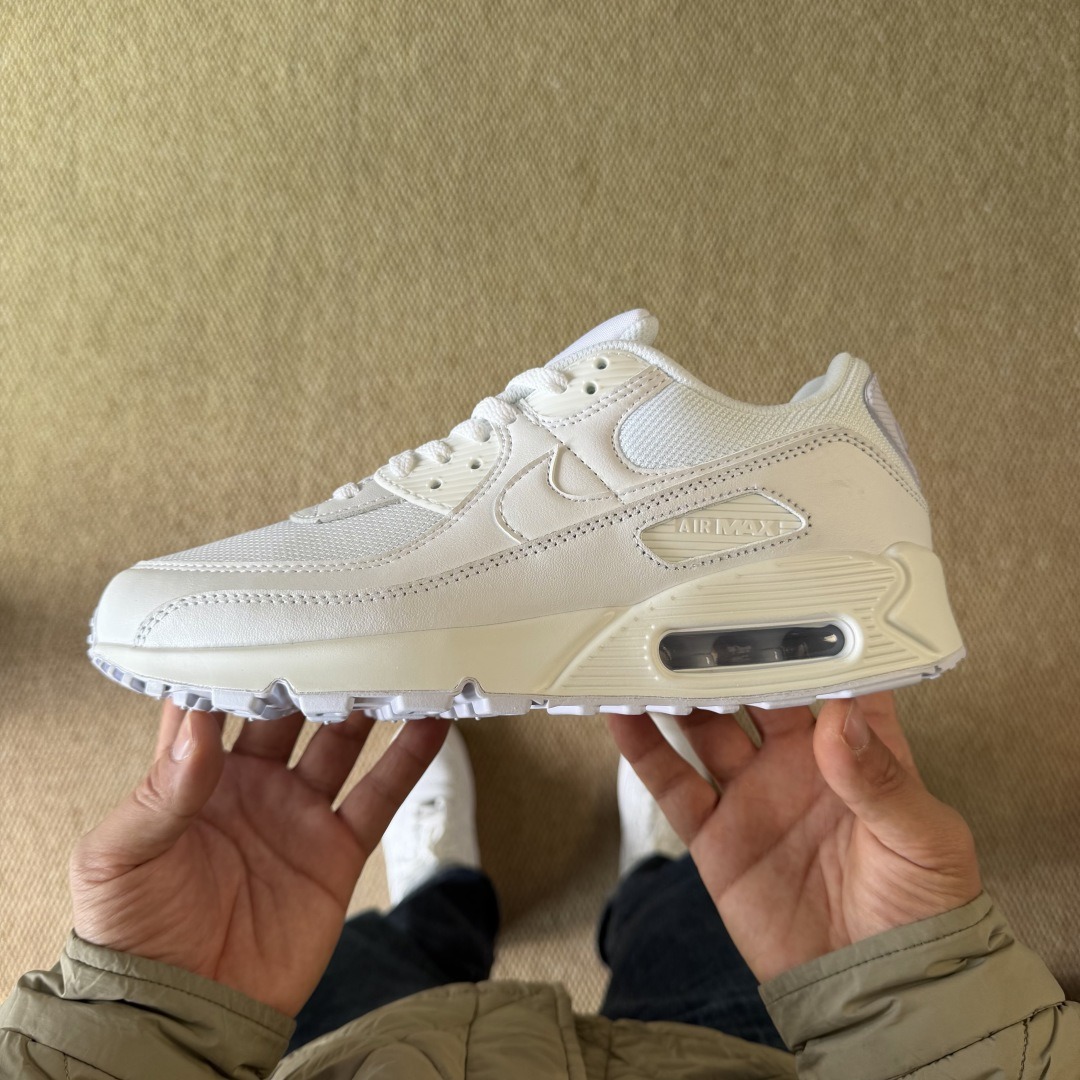 Air Max pure white CN8490-100