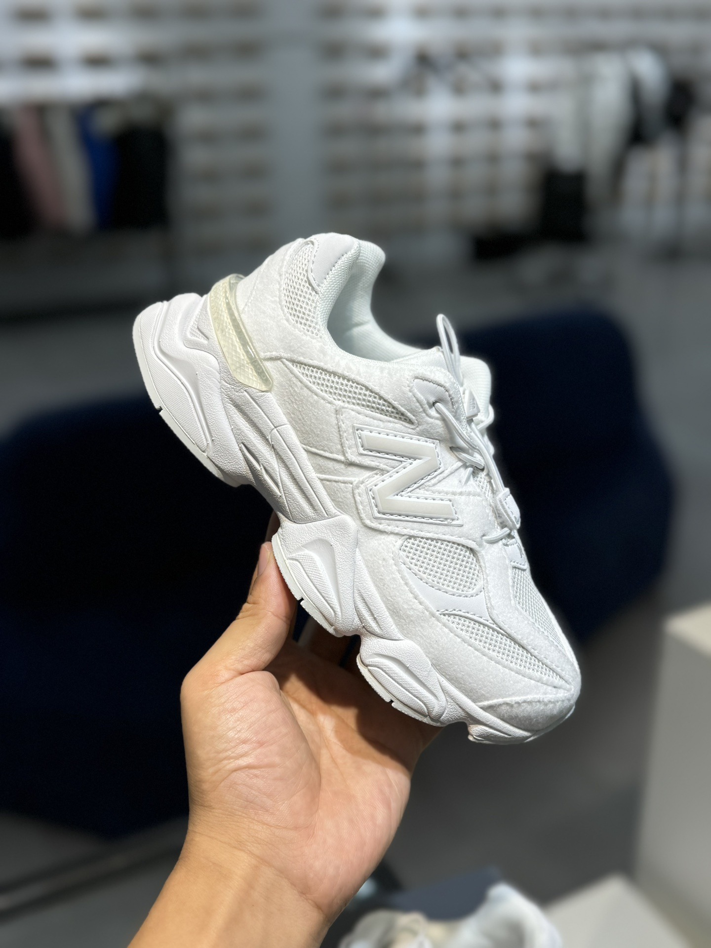 9060 all white pure white U9060NRJ