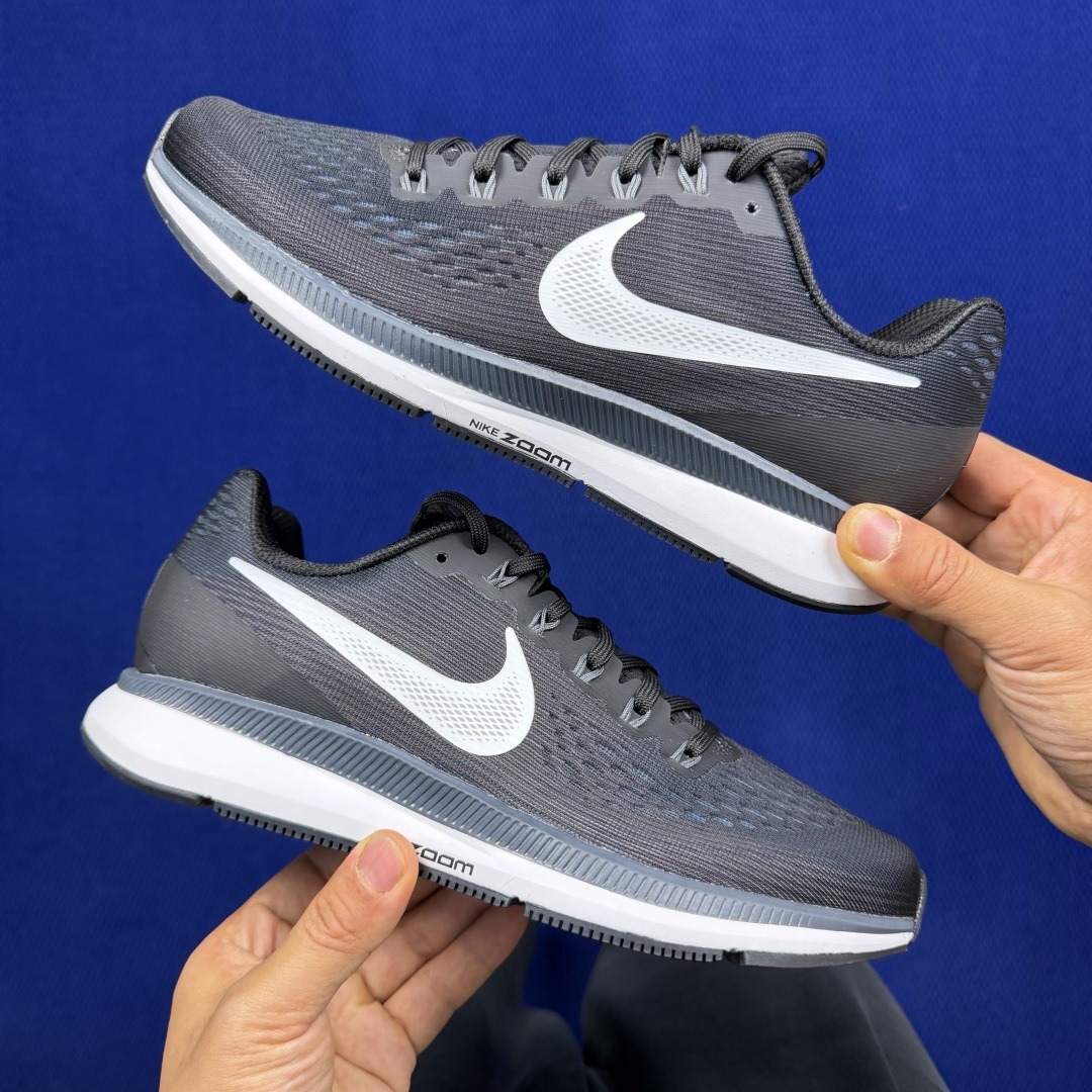 Nike Pegasus 34 880555-001 black and white