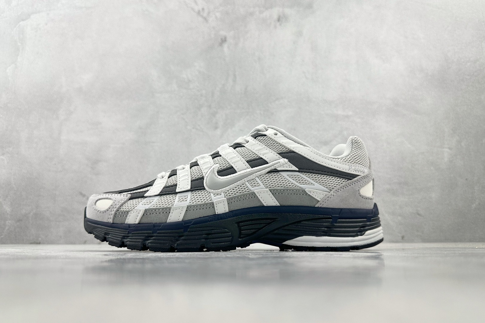 Nike p‑6000 light gray and dark blue bottom HJ7389 ‑002