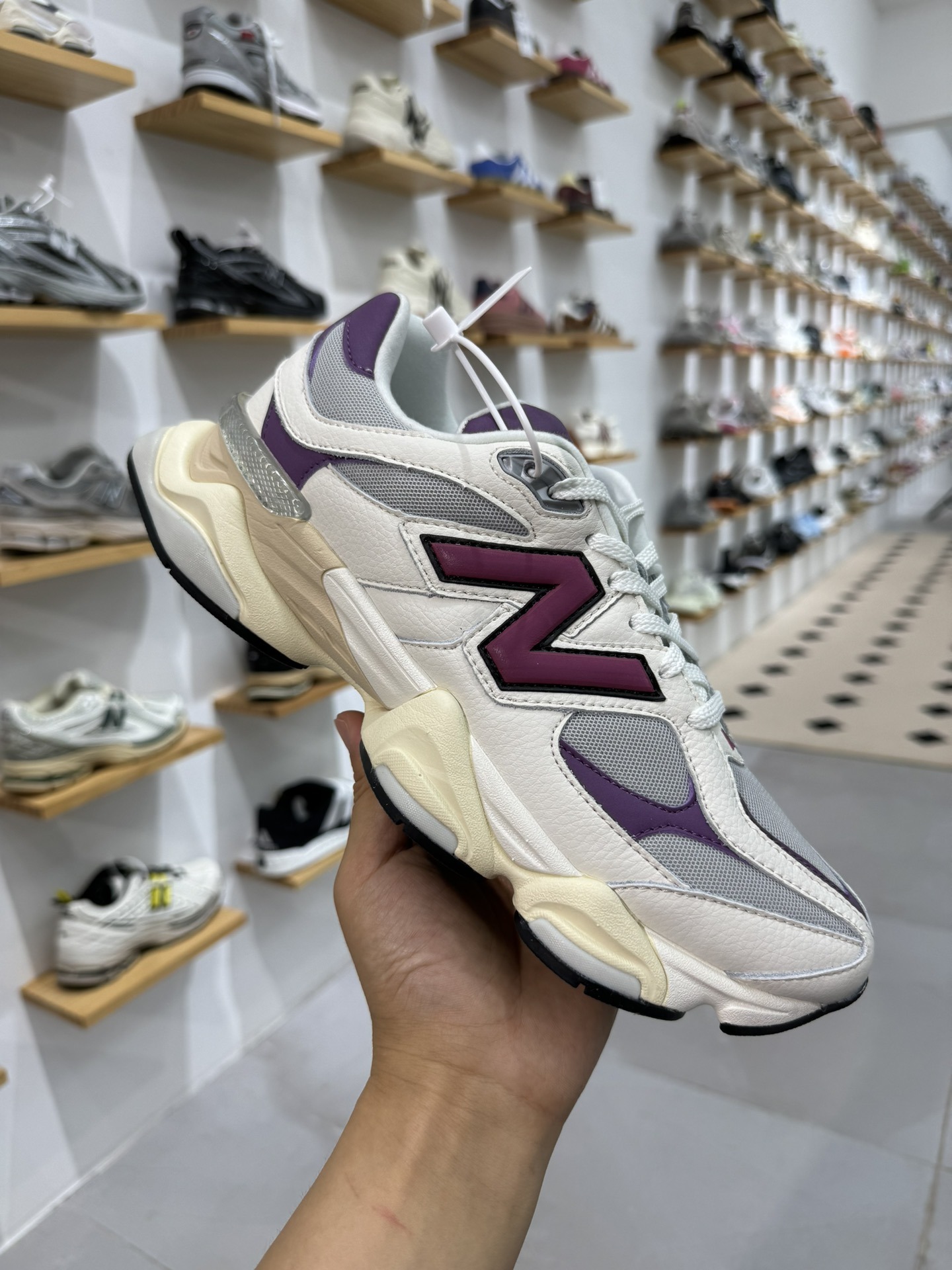 9060 (beige/light gray/magenta purple) U9060ESC