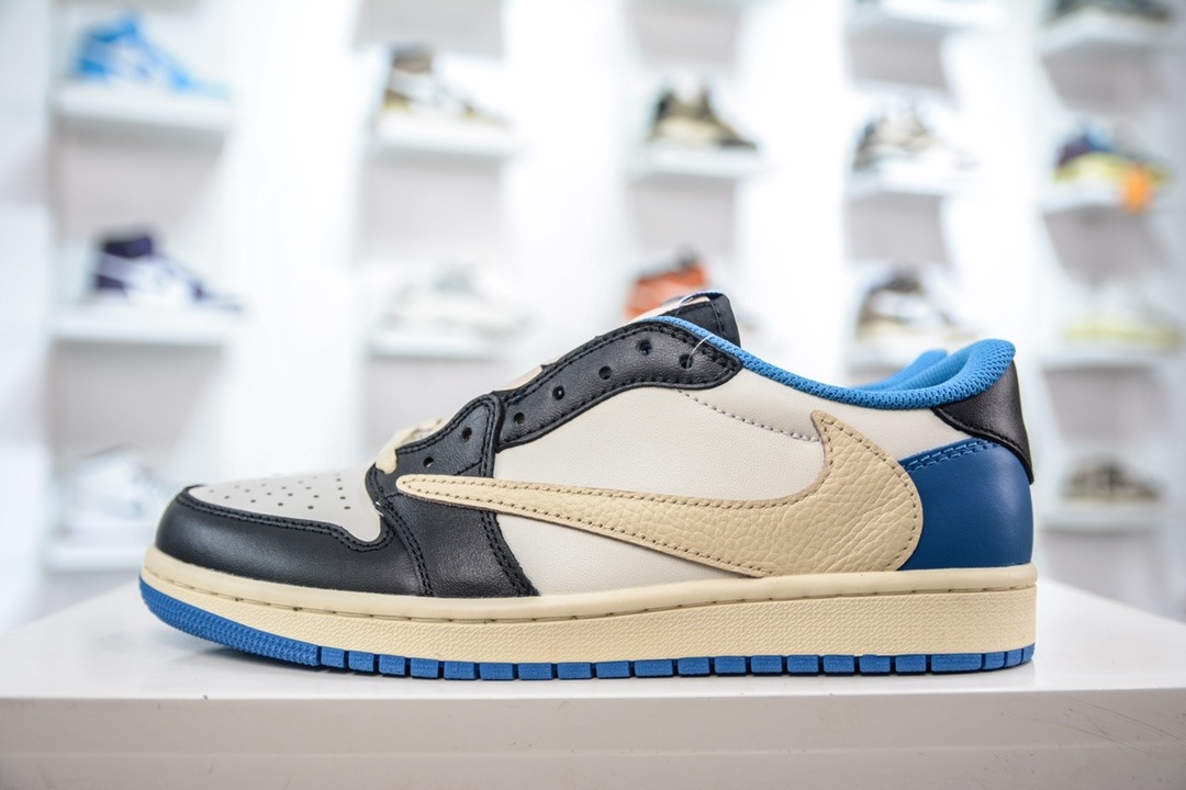 Air Jordan 1 Low OG SP × Travis Scott × Fragment lightning barbs/three-party co-branded white, black and blue dm7866‑140