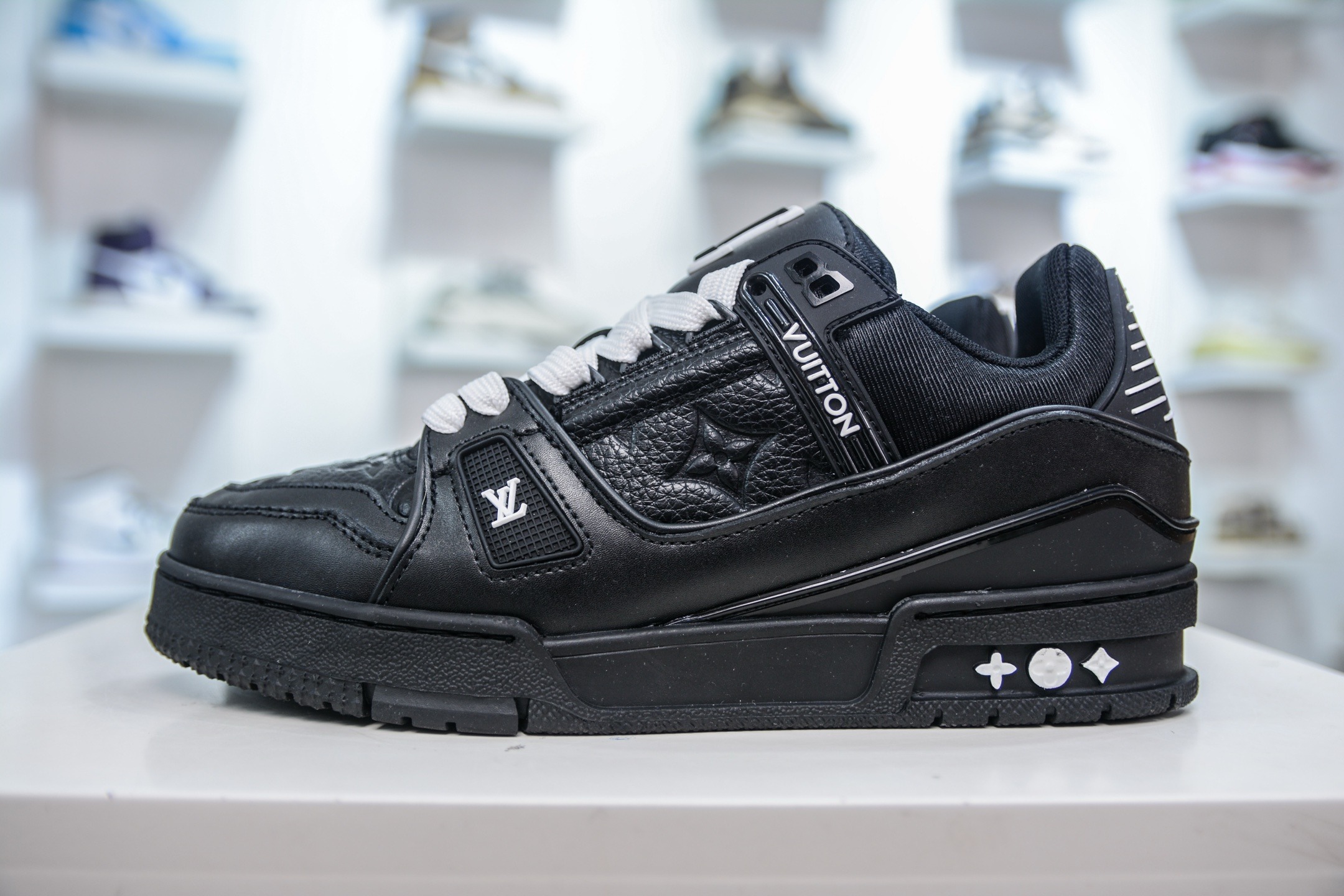 Louis Vuitton Trainer all black embossed cowhide 1A9ZG5